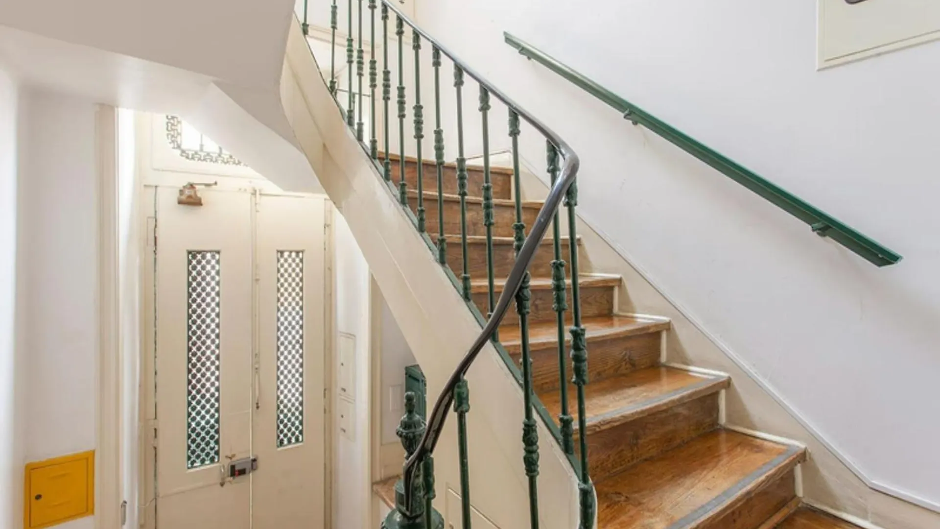 Studio Apartment Located Central Lisbon